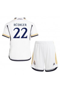 Real Madrid Antonio Rudiger #22 Jalkapallovaatteet Lasten Kotipeliasu 2023-24 Lyhythihainen (+ Lyhyet housut)